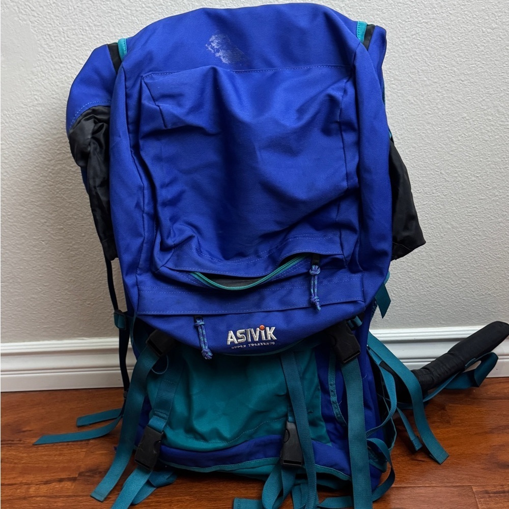 Asivik Super Trekker 70 Vintage Camping Backpack
